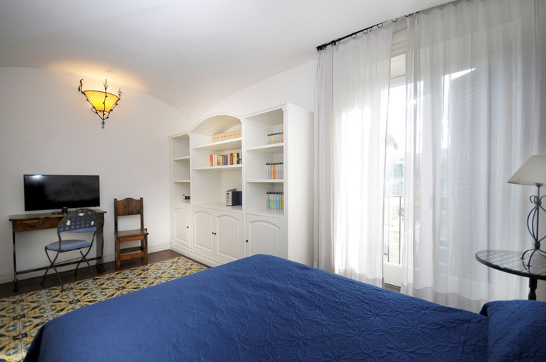 Bedroom 2, Villa Angelo, Napoli