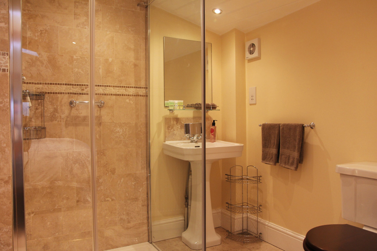 Bathroom 4, Croft House Guest Suite, Gloucestershire