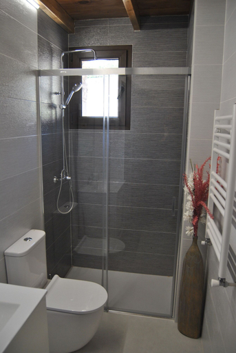 Bathroom 4, Casas Rurales Collarubio, Madrid