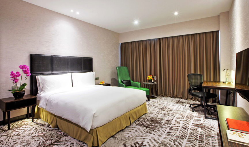 Bedroom 4, Crowne Plaza SHANGHAI JINSHAN by IHG, Shanghai