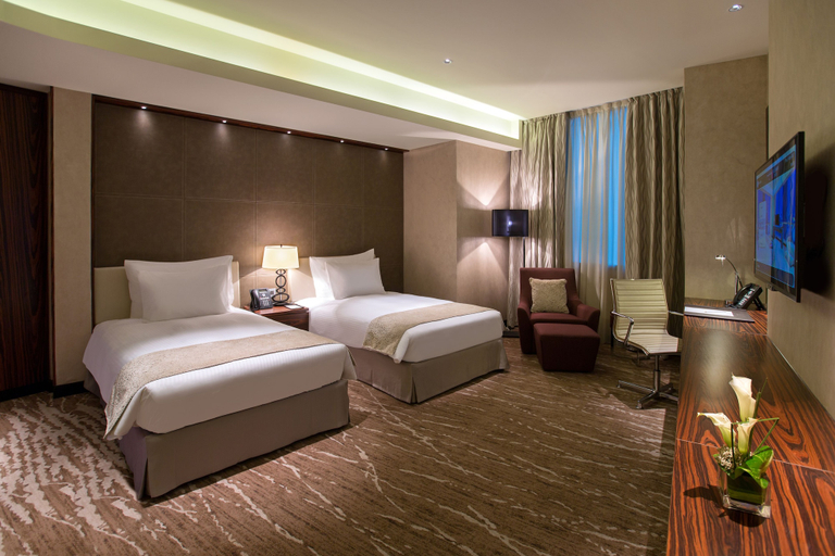 Bedroom 4, Millennium Plaza Doha, Doha