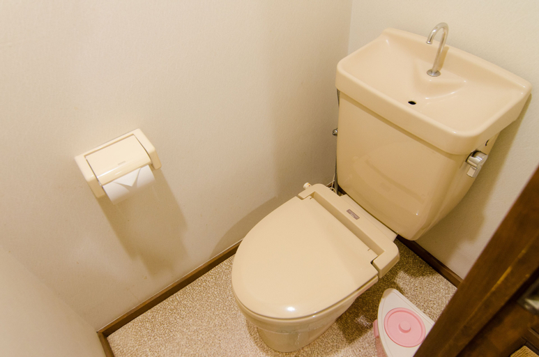 Bathroom 17