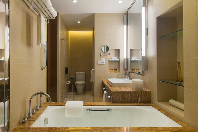 Bathroom 5, Holiday Inn NANYANG by IHG, Nanyang