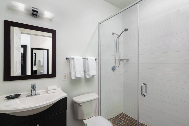 Bedroom 4, Residence Inn Philadelphia Center City, Philadelphia