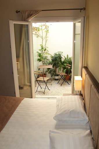 Others, Hotel REA, Crete