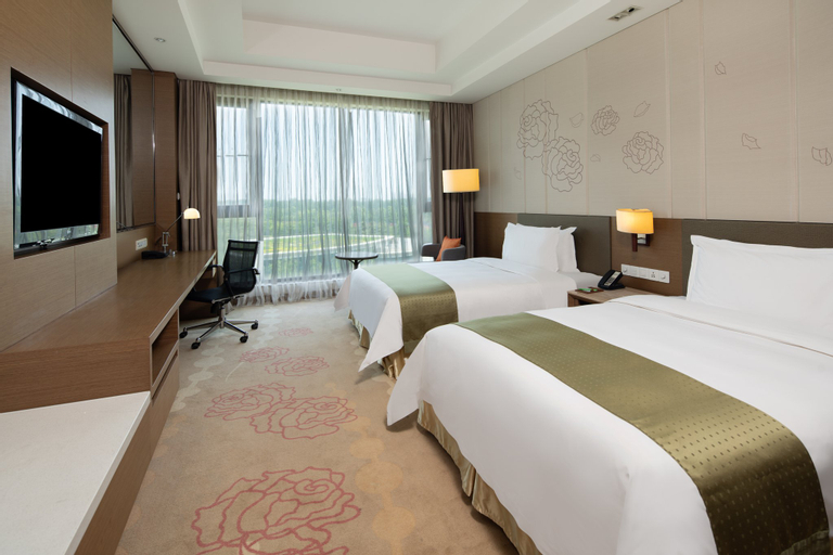 Holiday Inn NANYANG - Tap to explore photos