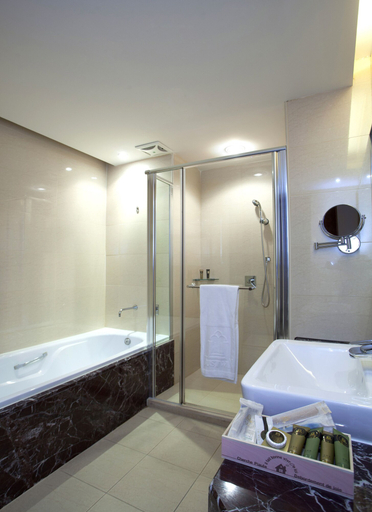 Bathroom 5, Justwin Grand Hotel, Tainan