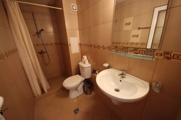 Bathroom 5, Menada Grand Kamelia Apartments, Nesebar