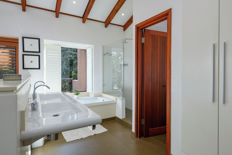 Others 5, San Lameer Villa 5915, Ugu