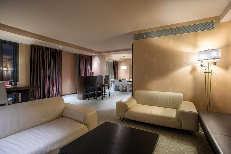 Bedroom 3, Ramada by Wyndham Sibiu, Sibiu
