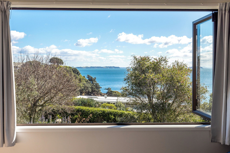 Others 5, Enclosure Bay Views, Auckland