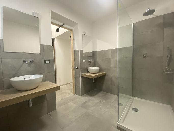 Bathroom 4, Piazza Florio Rooms, Palermo