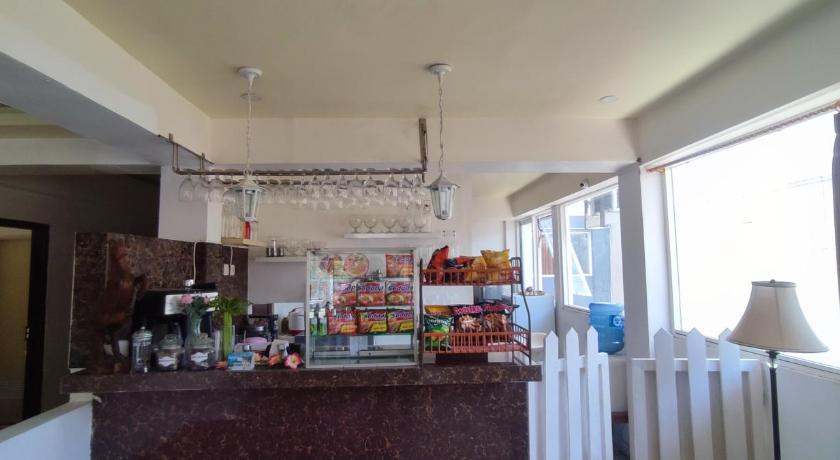Food & Drinks 5, Votel De Pratnya, Kediri