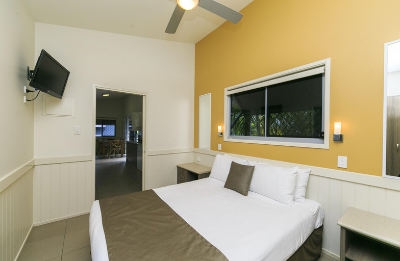 Bedroom 3, Reflections Byron Bay - Holiday Park, Byron