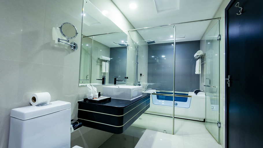 Bathroom 7
