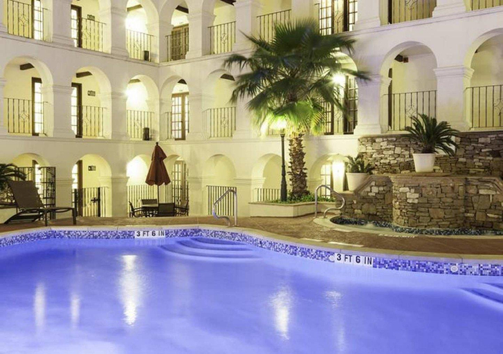 Sport & Beauty, DoubleTree by Hilton Austin, Travis