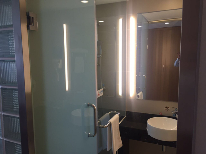Bathroom 4, Holiday Inn Express ORDOS DONGSHENG by IHG, Ordos