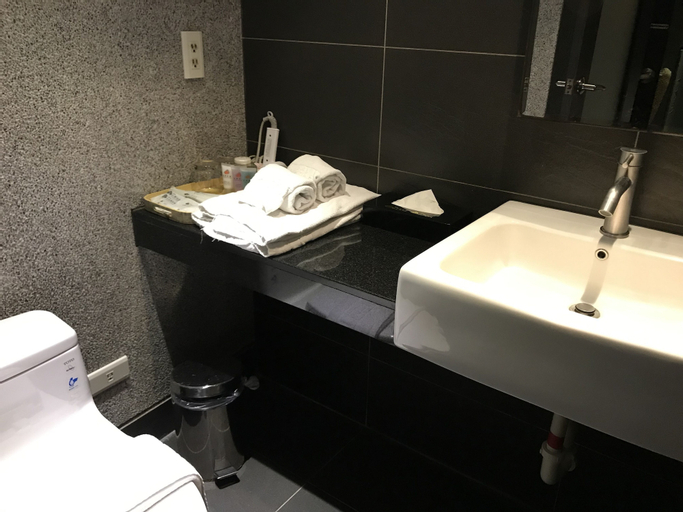 Bathroom 5