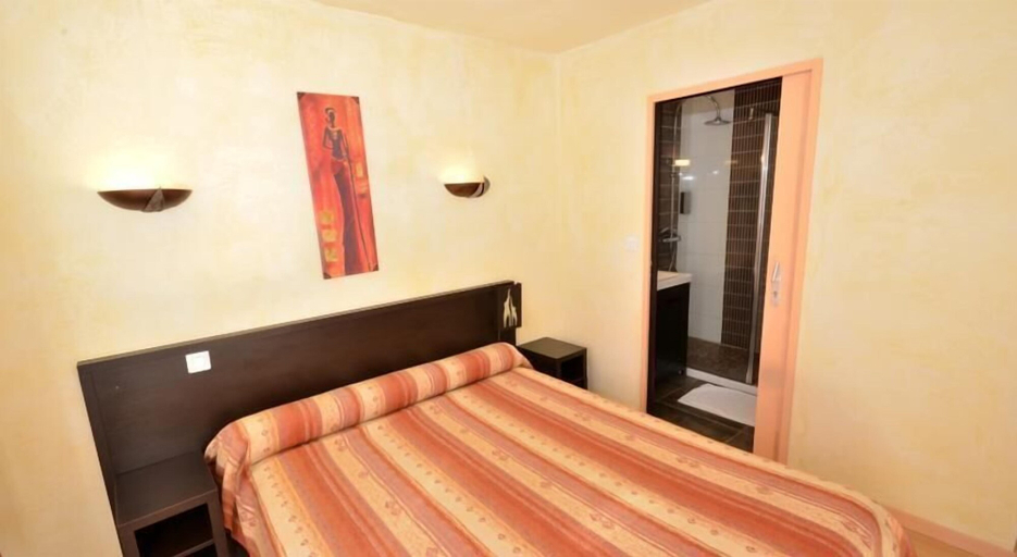 Bedroom 4, Hôtel La Belle Etape, Essonne