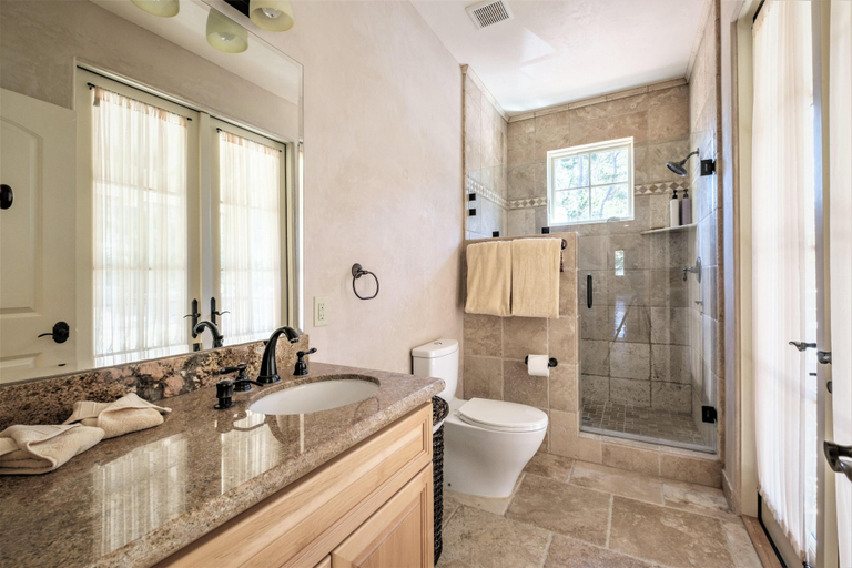 Bathroom 4, Lx17 Pebble Beach Golfer Retreat, Monterey