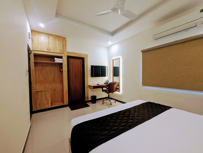 Bedroom 12