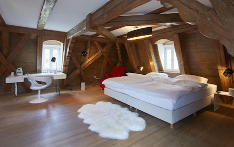Bedroom 2, Schloss Hohenkammer, Freising