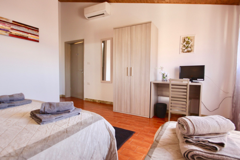 Bedroom 3, B&B Lucia, Olbia-Tempio