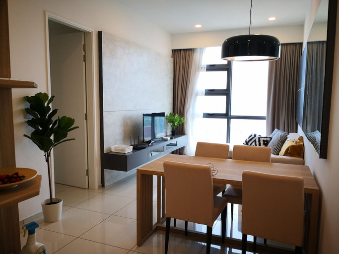 Dining Room 1