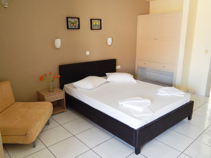 Bedroom 4, Apollon Studios & Apartments, Crete