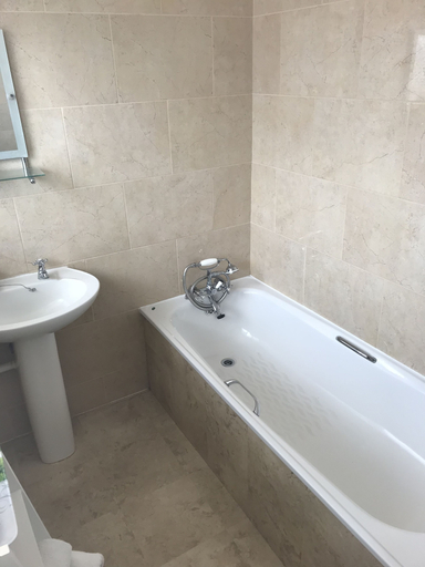 Bathroom 3, Hollies Guest House, York