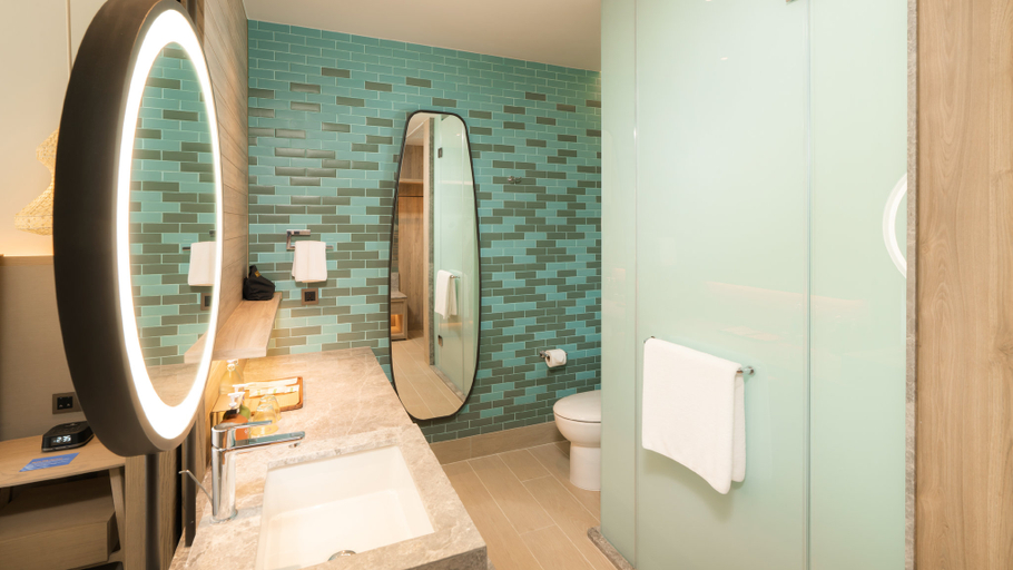 Bathroom 5, Holiday Inn Resort SAMUI BOPHUT BEACH by IHG, Ko Samui