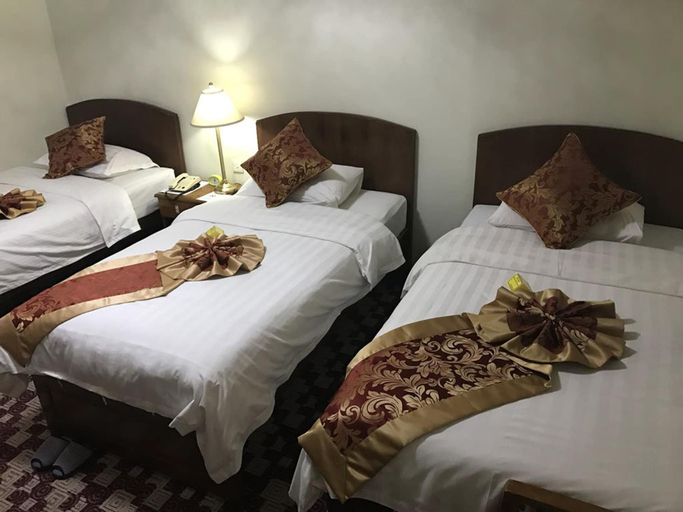 Bedroom 3, Crystal Palace Hotel, Yangon