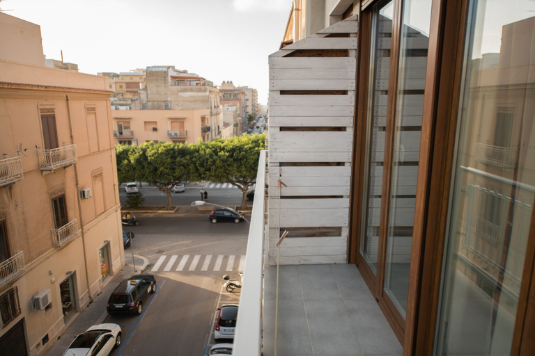 Others 5, Sale e Sabbia B&B, Trapani