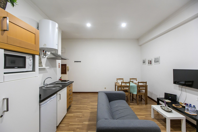 Others 3, PB Santa Catarina Apartment - Parking, Porto
