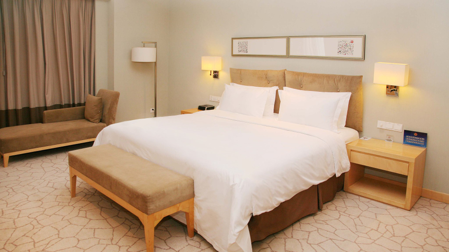 Bedroom 4, Holiday Inn BEIJING DESHENGMEN by IHG, Beijing