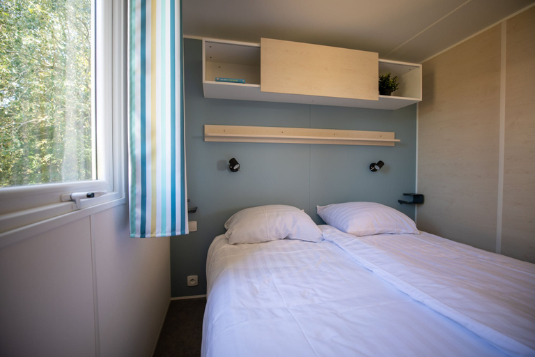 Bedroom 2, RCN Camping La ferme du Latois, Vendée
