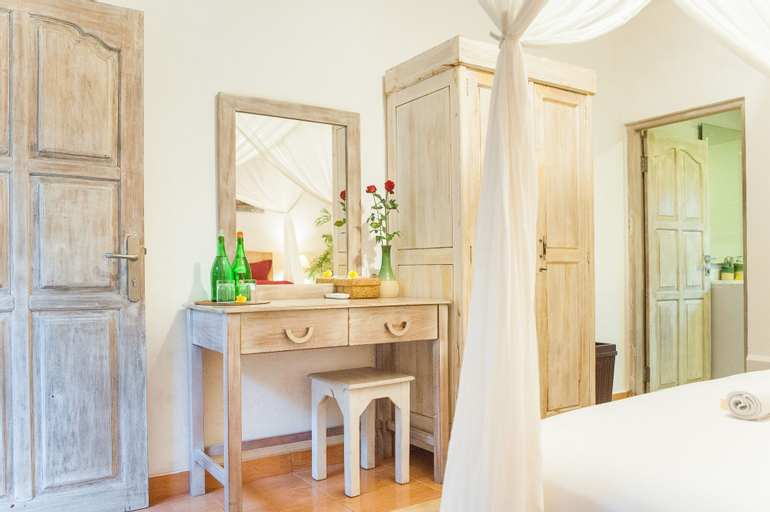 Bathroom 7