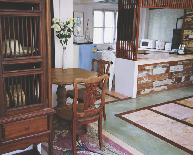 Others 4, The White Houses, Hua Hin