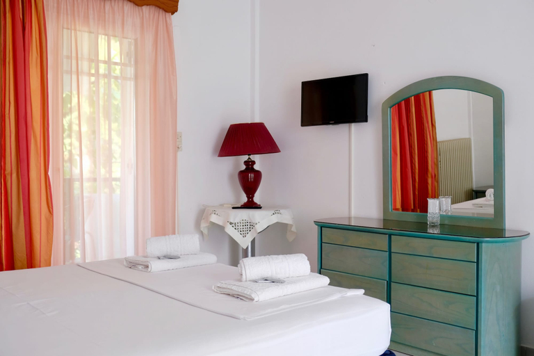 Bedroom 2, Dennis House, Central Greece