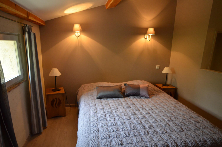 Bedroom 2, Les Maisons de Chante Oiseau, Alpes-de-Haute-Provence