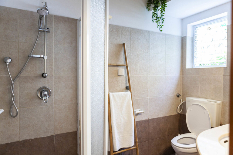 Bathroom, Pastoral at the heart of Rothchild Blv.