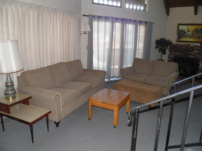 Others 4, 1470 Murietta Drive, El Dorado