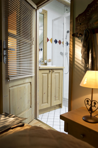 Bedroom 2, CGH Résidences & Spas L'Oree des Cimes, Savoie