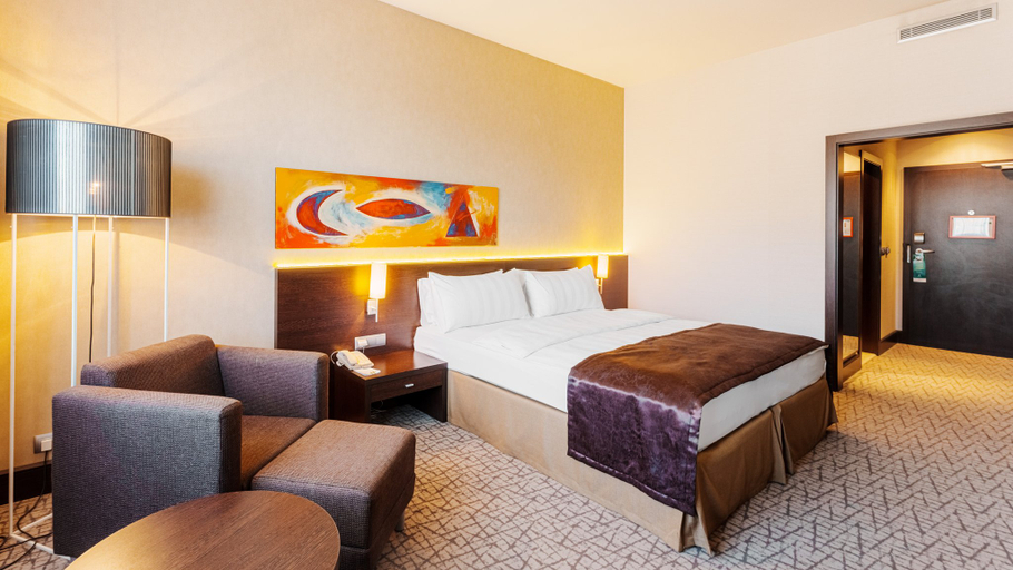 Bedroom 3, Holiday Inn ZILINA by IHG, Žilina