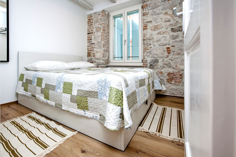 Bedroom 3, Apartments Casa Roccia Bianca, Rovinj