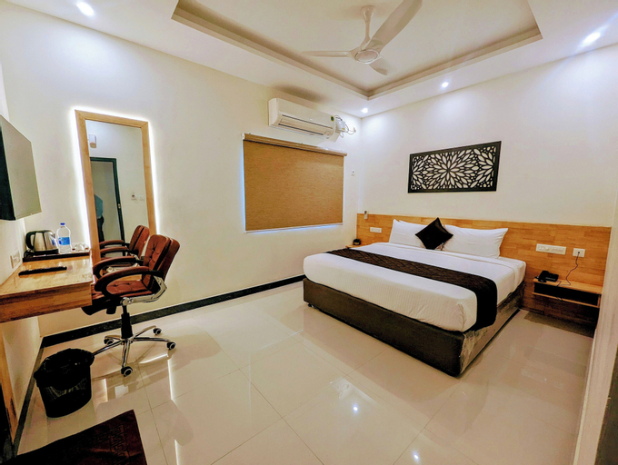 Bedroom 13
