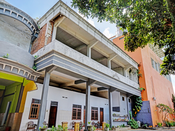 Exterior & Views 2, OYO 92869 Hotel Nusantara, Banyuwangi