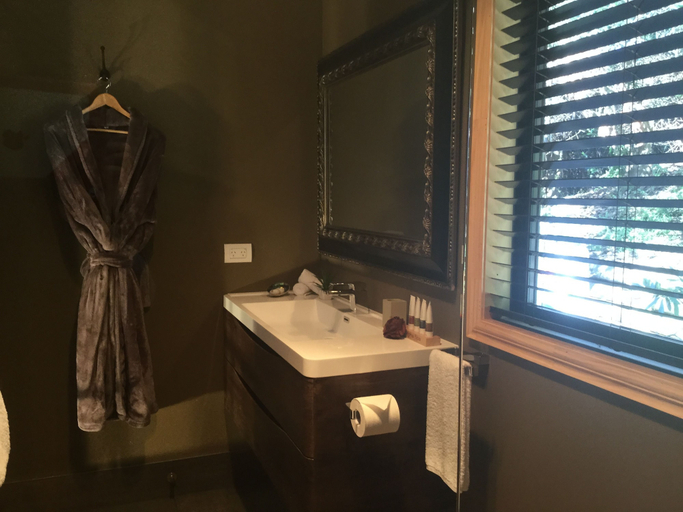 Bathroom 5, The Flying Trout Boutique Lodge, Taupo
