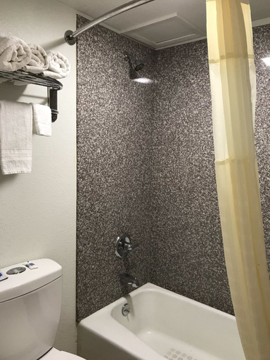 Bathroom 3, Best Budget Inn - Abilene, Taylor