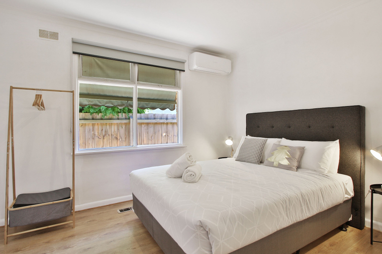 Bedroom 3, Ivy Units Glen Waverley, Melbourne